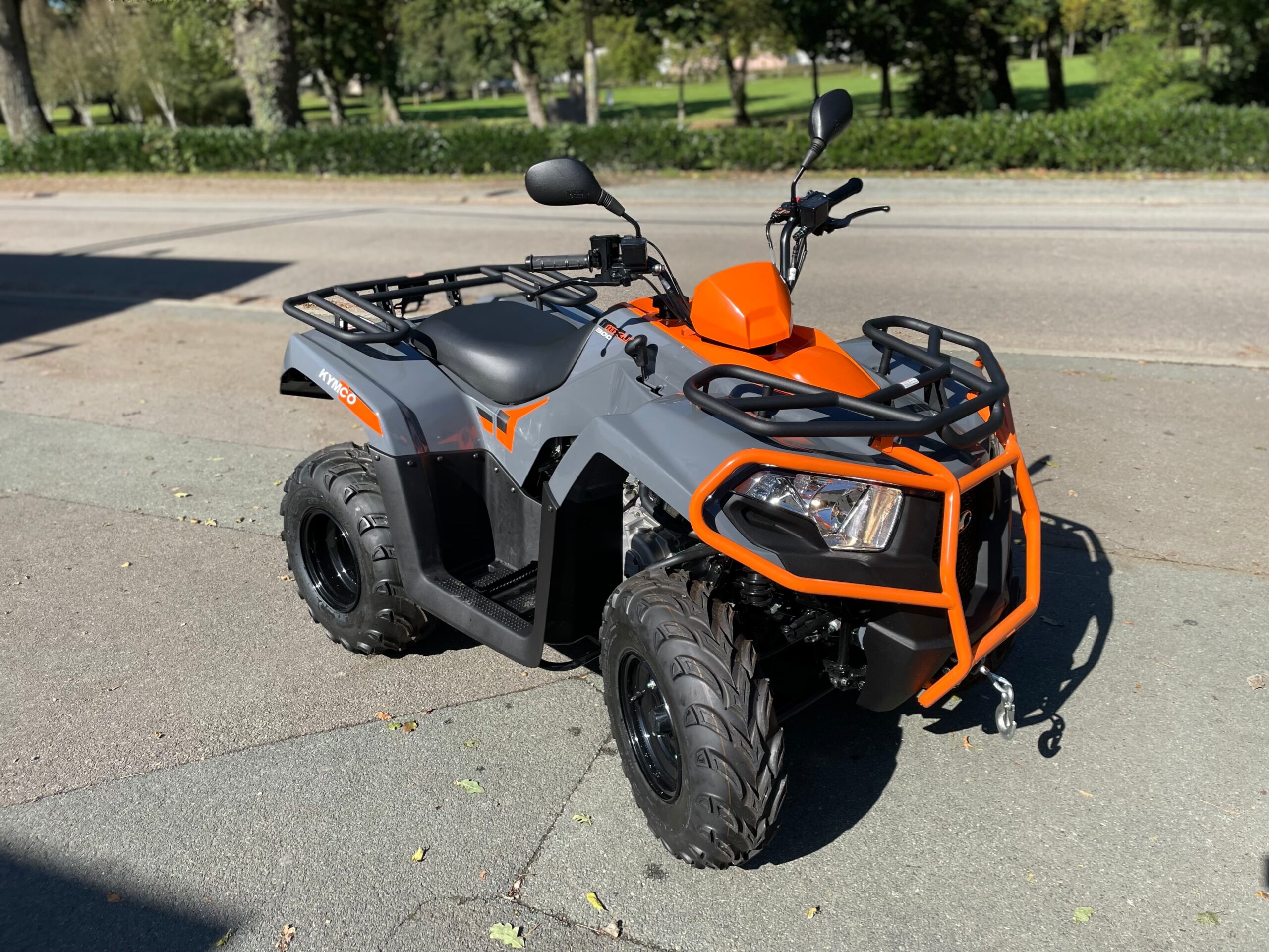 MXU 300